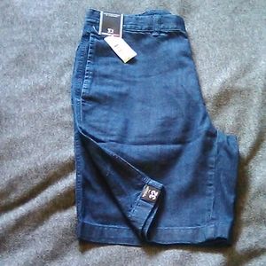 3 $10 items for $25 ROUNDTREE & YORKE Denim Shorts